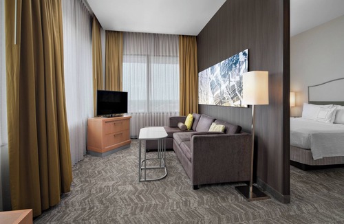 Norwood Park Hotel | SpringHill Suites Chicago O'Hare by Marriott