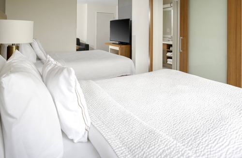 Forest Park Hotel | SpringHill Suites Cincinnati North/Forest Park
