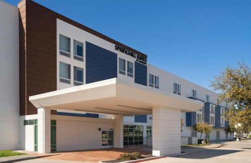 North Dallas Hotel | SpringHill Suites Dallas Central Expressway