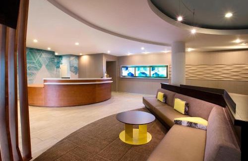 Windsor Locks Hotel | SpringHill Suites Hartford Airport/Windsor Locks