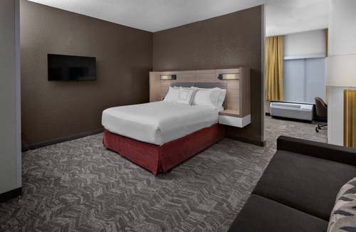 Southeast Houston Hotel | SpringHill Suites Houston Hobby Airport