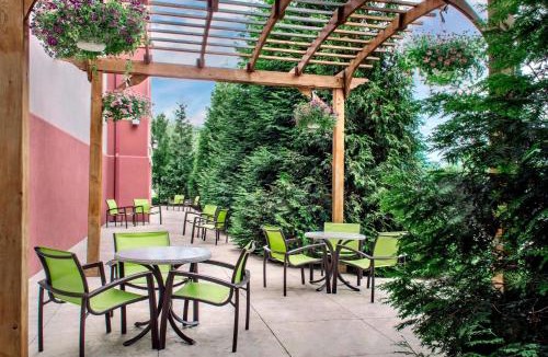 North Bellport Hotel | SpringHill Suites Long Island Brookhaven