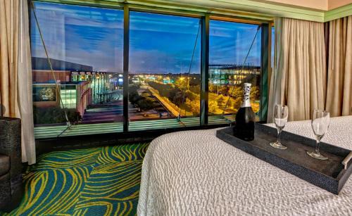 Norfolk Hotel | SpringHill Suites Norfolk Old Dominion University