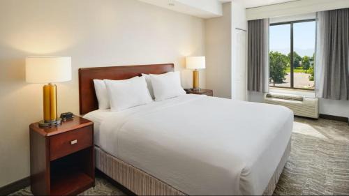 Longmont Hotel | Springhill Suites