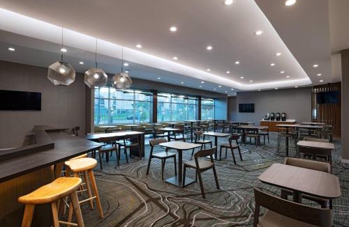Brazos Hotel | SpringHill Suites Waco