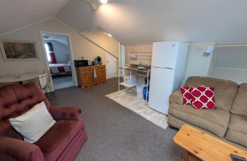 Lewisporte Apartment | SpringHouse Saltwater Loft 1 Bedroom Pet Friendly
