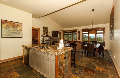 River Run House | Springs by Summit County Mountain Retreats