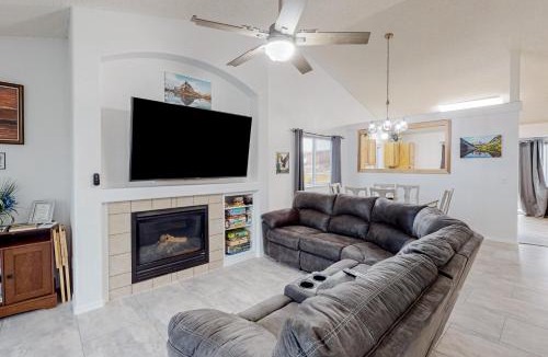 Cimarron Hills House | Springs Manor