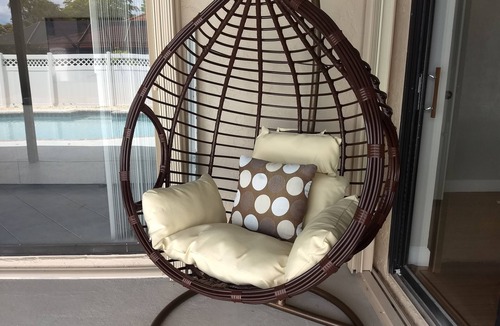 Coral Springs House | Springs Tranquility.