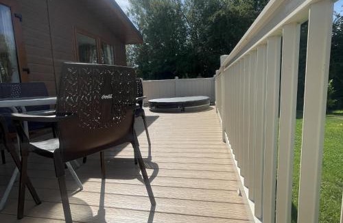 Malton Cabin | Springwell Lodge With Hot Tub