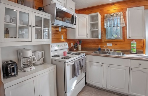 Arden Cottage | Springwood Cottage Resort - Cottage 2a