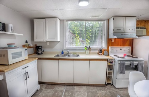Arden Cottage | Springwood Cottage Resort - Cottage 2b