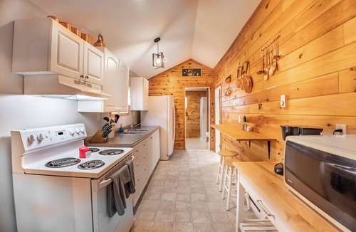Arden Cottage | Springwood Cottage Resort - Cottage 3