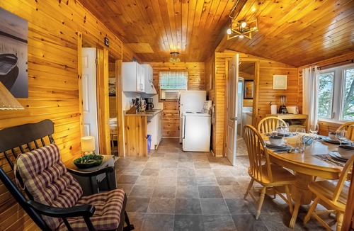 Arden Cottage | Springwood Cottage Resort - Cottage 7