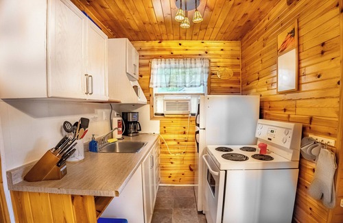 Arden Cottage | Springwood Cottage Resort - Cottage 7