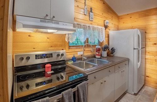 Arden Cottage | Springwood Cottage Resort - Cottage 14