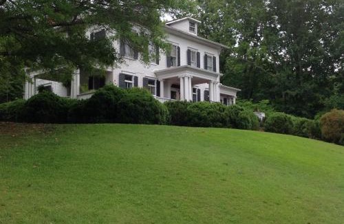 Oxford Bed & Breakfast | Springwood Inn
