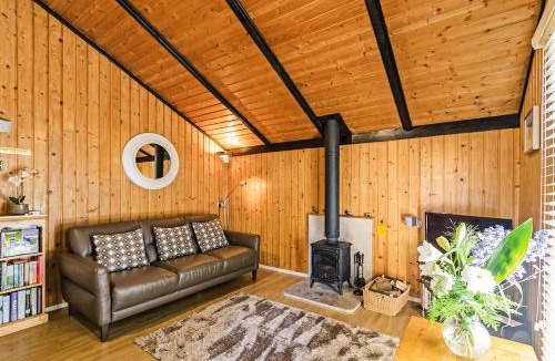 Summerbridge Resort | Springwood Lodges