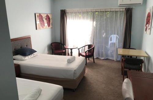 Springwood Hotel | Springwood Motor Inn