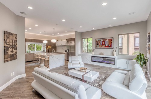 Middletown House | Spruce Canyon 6BR Luxury Villa Retreat