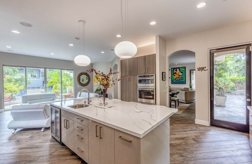 Middletown House | Spruce Canyon 6BR Luxury Villa Retreat