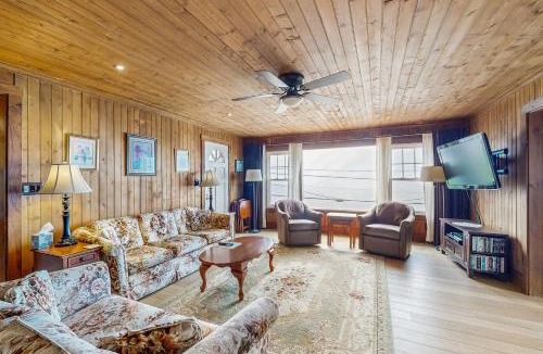 East Boothbay House | Spruce Ledge