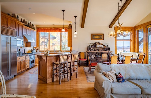 Stowe Area House | Spruce Peak Mountain Cabin