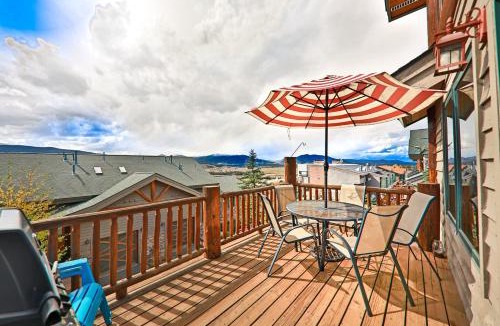 Fraser House | Spruce Ridge 706D