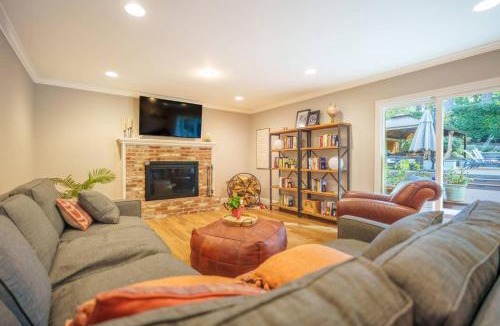 Raleigh West House | Spruce White House