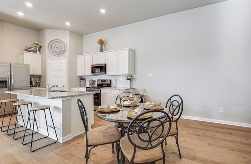 Castroville House | Spurs Playoffs SeaWorld Fiesta Lackland Stay
