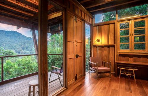 Pantai House | Spyder Hill