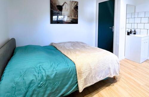 Saint-Quentin Apartment | SQ Appart City - 1 Chambre - 5 Pers