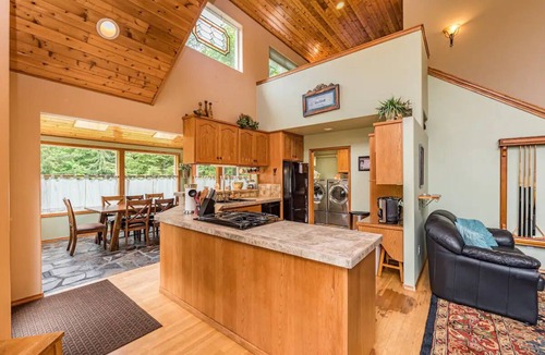 Sequim House | SQ1: MAJESTIC VILLA