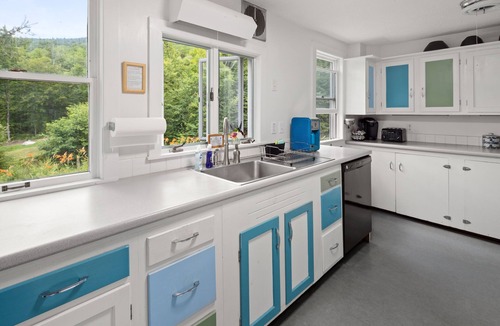 Underhill Cabin | Squabetty, A Serene Mountain Hide Away