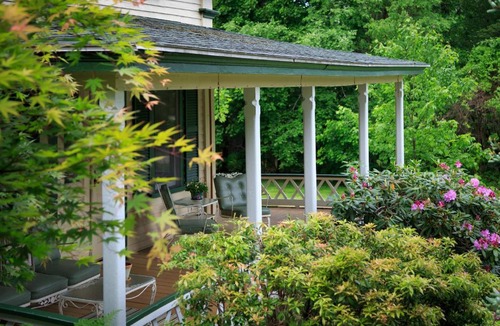 Holderness Bed & Breakfast | Squam Lake Inn