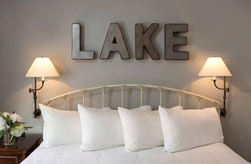 Holderness Hotel | Squam Lake Inn