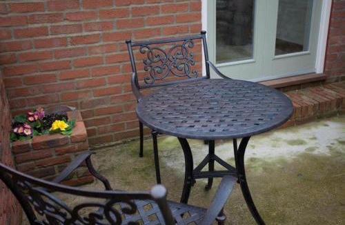 Harrogate House | Squeak Cottage