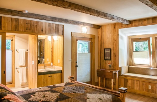 Cambria Bed & Breakfast | Squibb Houses