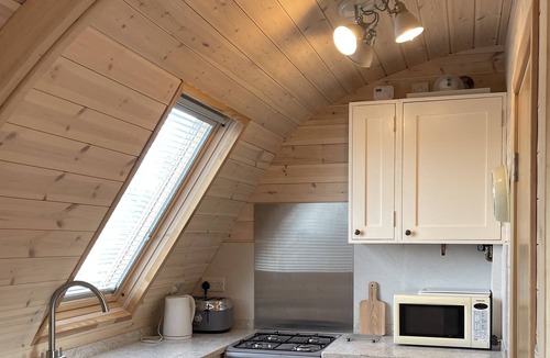 Coalbrookdale Condo | Squirrel 2 bedroomed glamping Pod