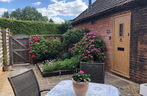 Foxley House | Squirrel Barn