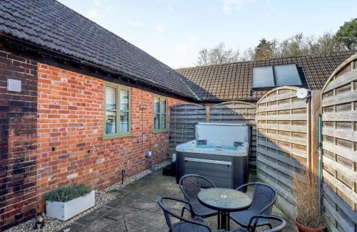 Foxley House | Squirrel Barn