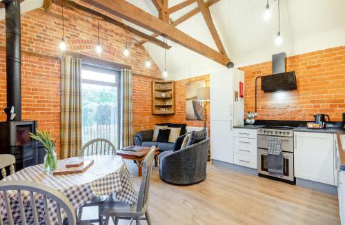 Foxley House | Squirrel Barn
