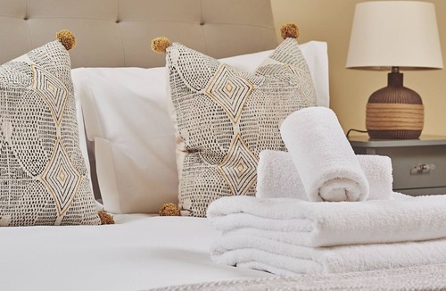 Longborough Cottage | Squirrel Barn Hidden Cotswold Gem Stow on the Wold