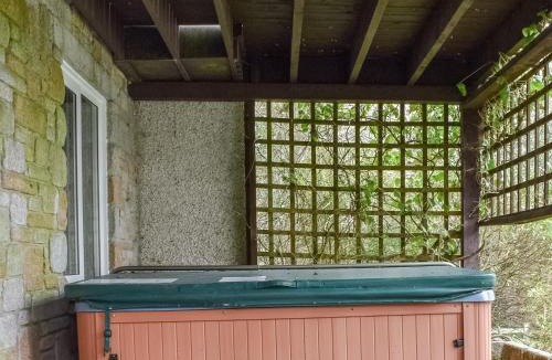 Luckett House | Squirrel Creek