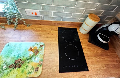 Formby Apartment | Squirrel Hideaway in Formby, Liverpool