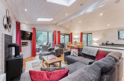 Weybourne Cabin | Squirrels Chase- sleeps 6, High Kelling