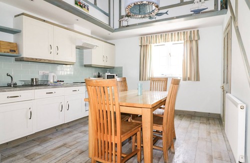 Gorran Cottage | SQUIRRELS DRAY, pet friendly, with a garden in Gorran Haven