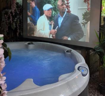 Shobdon House | Squirrels Nest