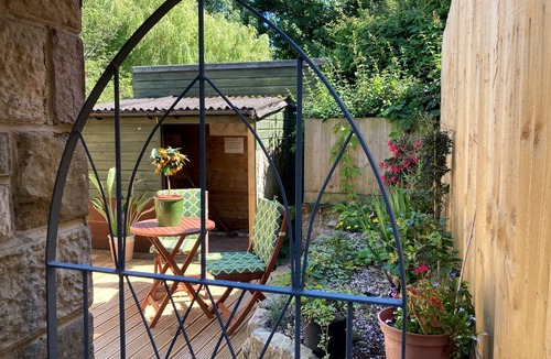 Rookley Ski Chalet | Squirrels Nest