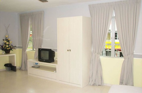 Simpang Renggam Hotel | SR Inn